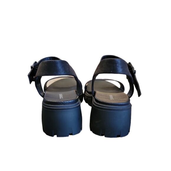 NWOT Torrid Black Lug Outsole Heel Sandal 12WW - Picture 7 of 10